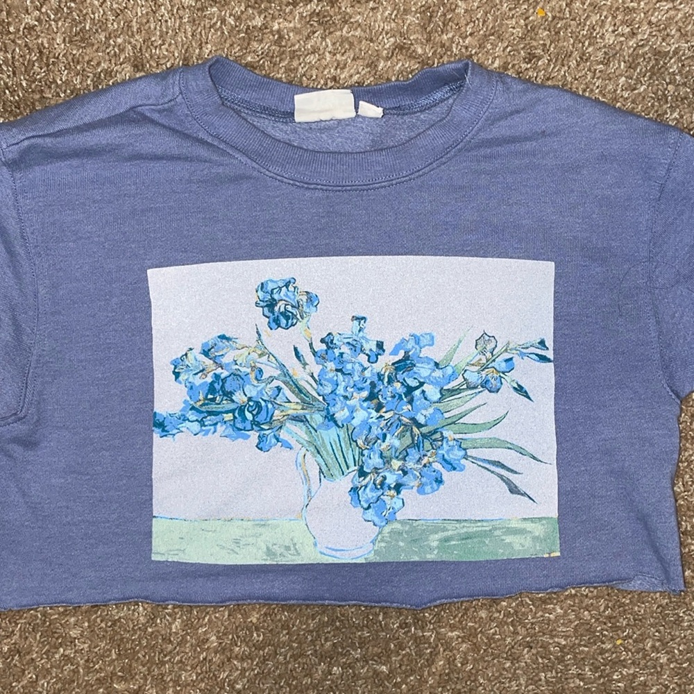 Mighty fine cropped lavender, white Ty dye, and Vincent Van Gogh flowers.